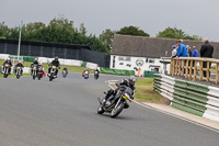 Vintage-motorcycle-club;eventdigitalimages;mallory-park;mallory-park-trackday-photographs;no-limits-trackdays;peter-wileman-photography;trackday-digital-images;trackday-photos;vmcc-festival-1000-bikes-photographs